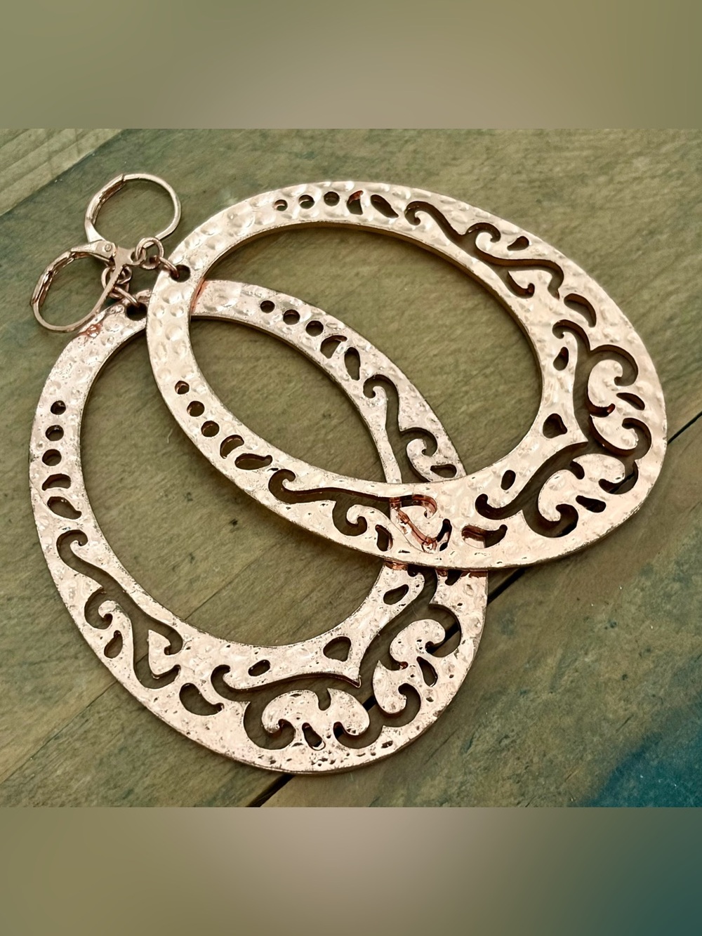 OVERSIZED BOHO FILIGREE OVAL HOOP EARRINGS GOLD TONE HAMMERED STATEMENT